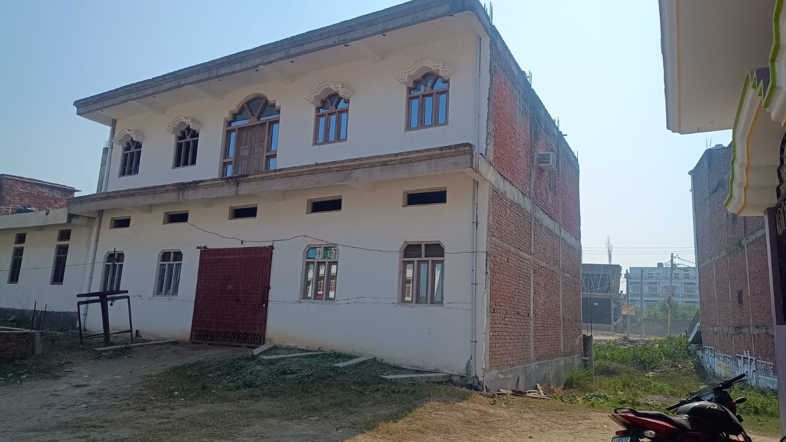 1000 square feet Individual House for sale in Barhalganj — photo 1