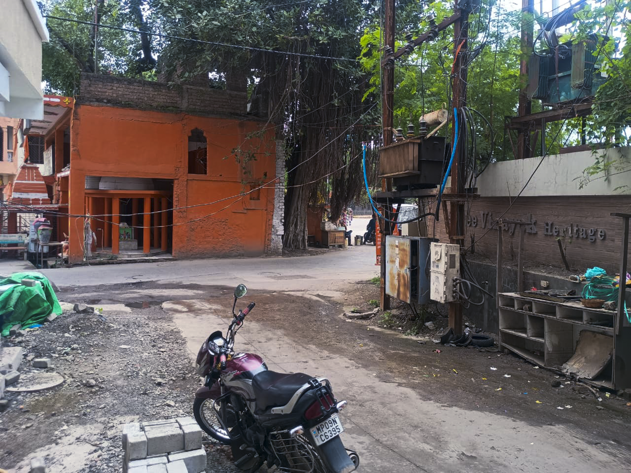 1016 square feet Flat for sale in Juni Indore Indore — photo 4