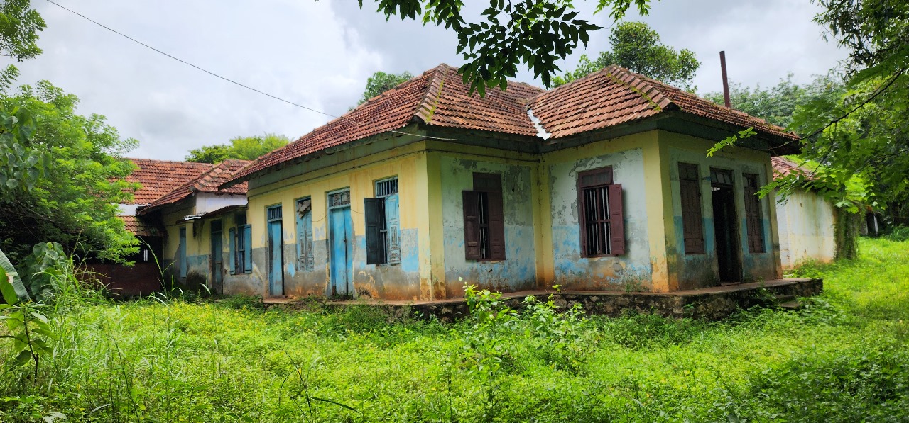 1000 square meter Industrial Plot with Factory Building for sale in Kilikolloor Kollam — photo 1