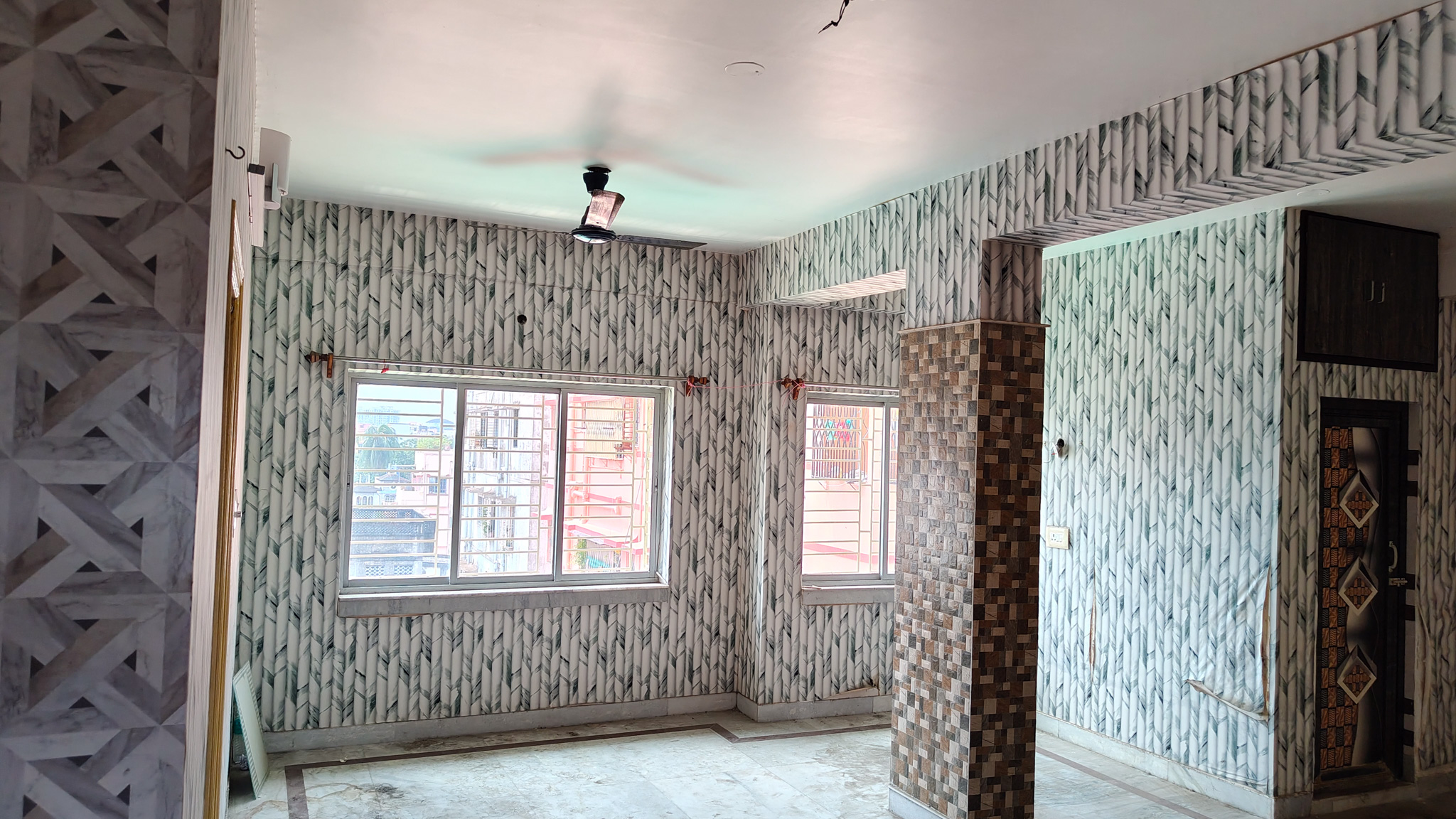 930 square feet Flat for sale in South DumDum Kolkata — photo 4