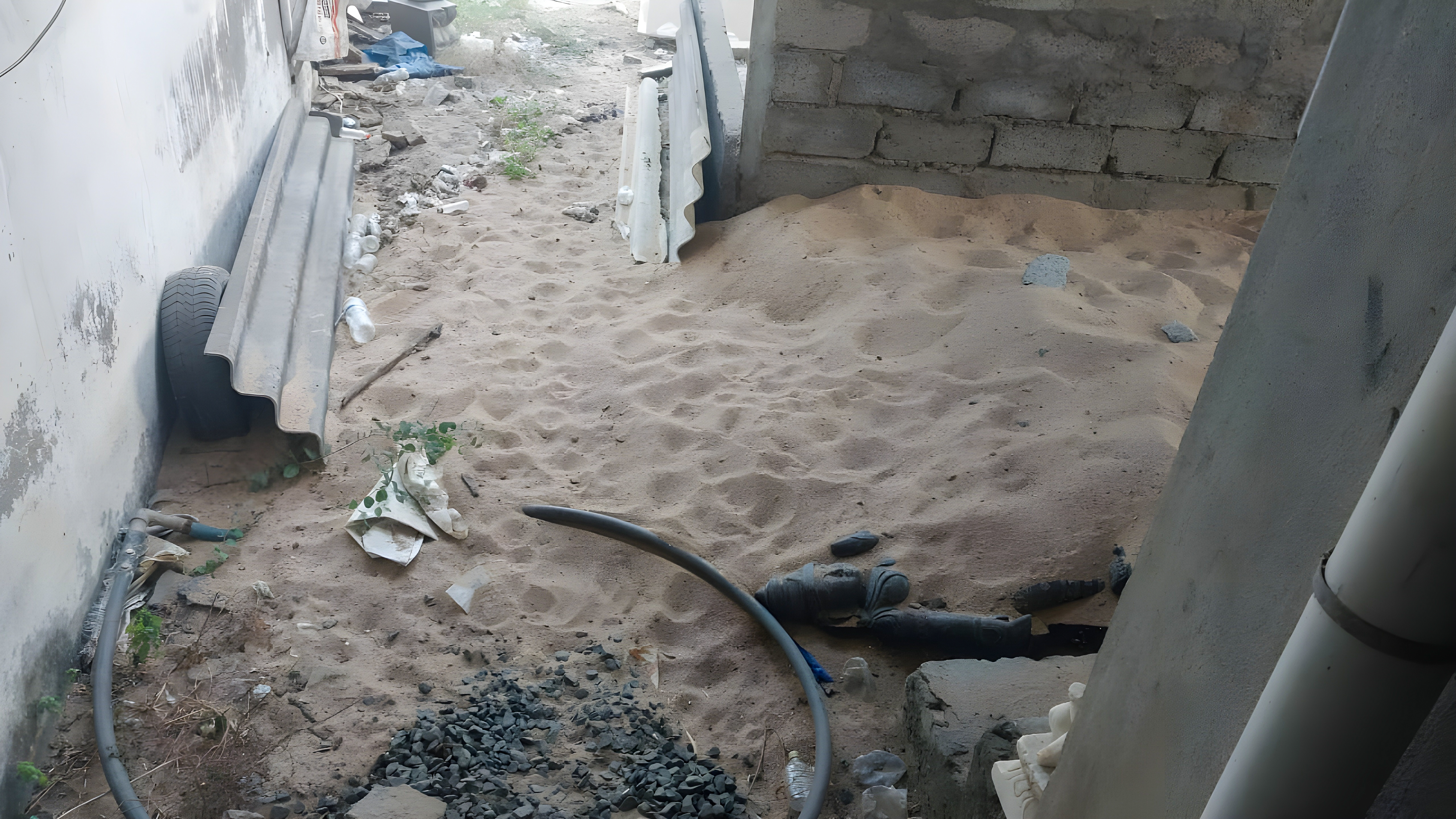 2 BHK Individual House for sale in Smt. Puchhala Sandhya Rani, Pidimgoyya, Devangula Street, Katheru Village, Rajamahendravaram — photo 2
