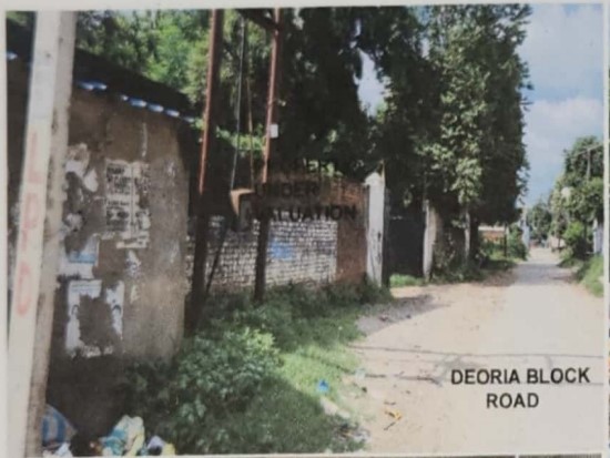 Non agriculture land with Tin Shed for sale in Deoria — photo 1