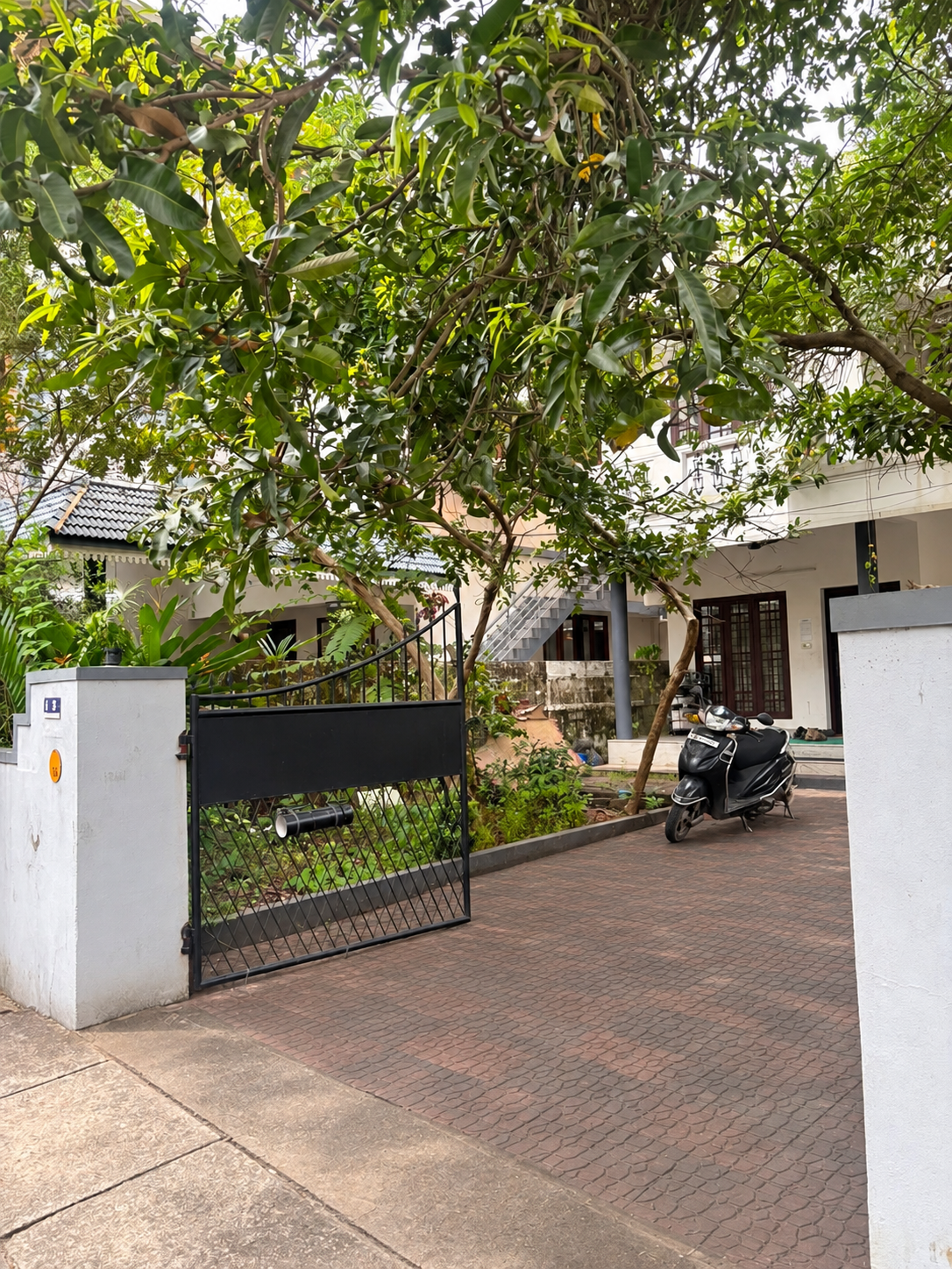 3 BHK Individual House for sale in ELAMAKKARA Kochi — photo 2