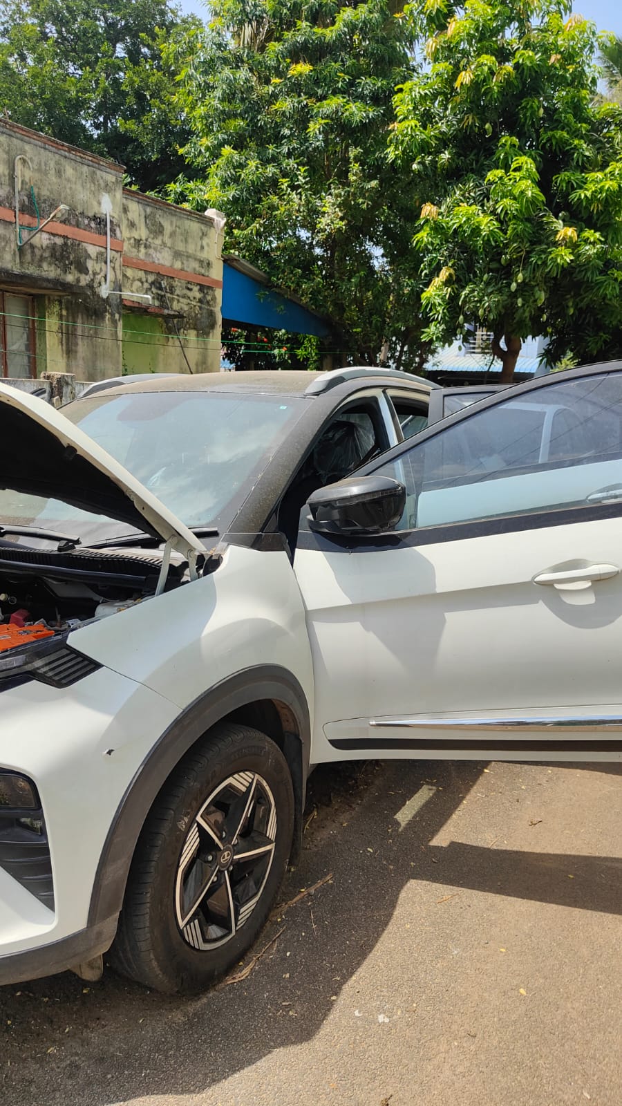 2023 Tata Nexon Fearless+ SUV 29600 km 3 years for sale in RECOVERY AGENT PARKING Kumbakonam — photo 4
