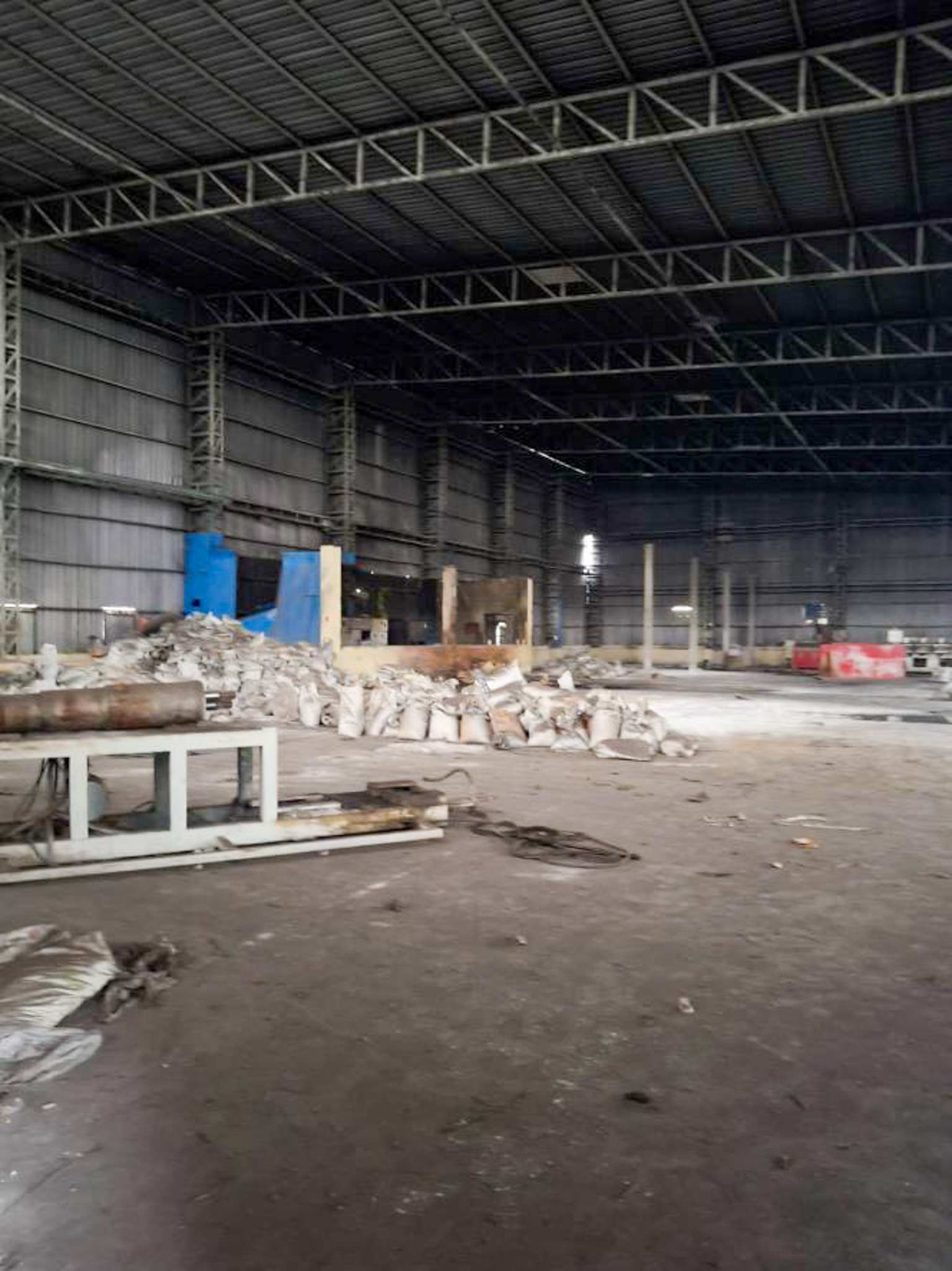 Industrial Plot with Factory Building for sale in Kundaim Merces — photo 3