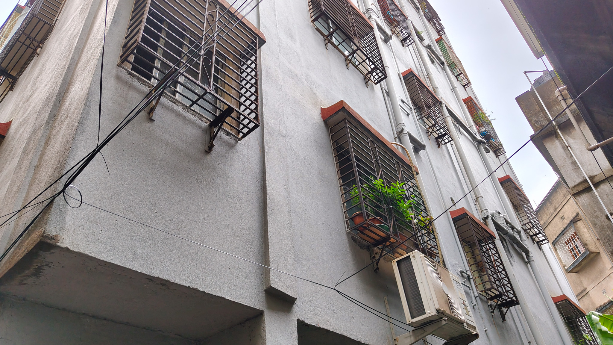 2 BHK Flat for sale in SALKIA Howrah — photo 15