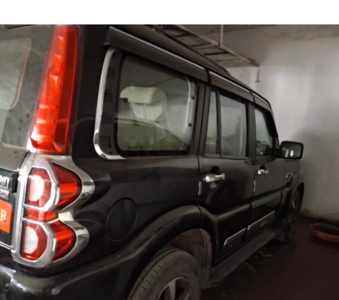 2023 Mahindra Scorpio / Scorpio Classic S11 SUV 50000 km 2 years for sale in BROADWAY VENTURE Vadodara — photo 1