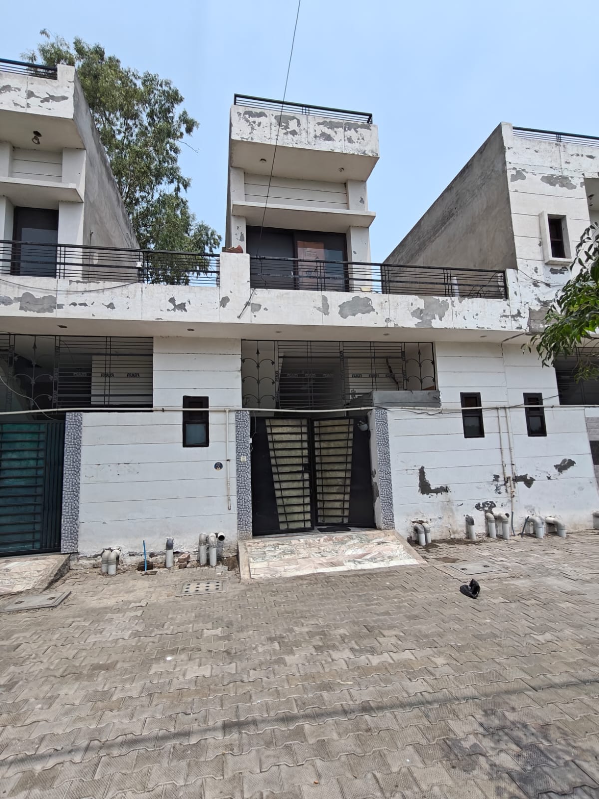 1548 square feet Individual House for sale in FARIDKOT ROAD OPP PARAS CINEMA Guru Har Sahai — photo 1