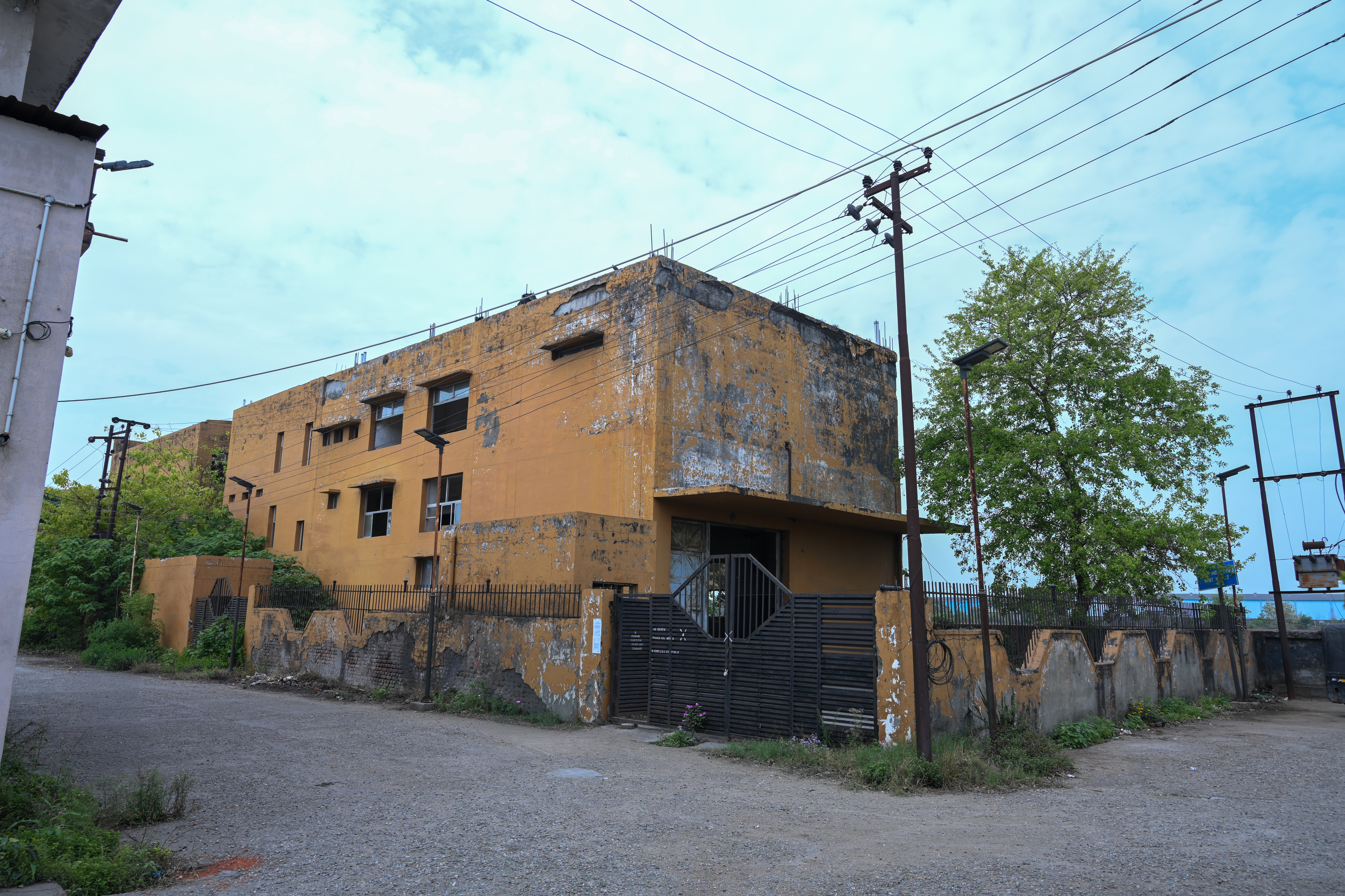 842 square meter Industrial Plot with Factory Building for sale in KICHHA UDHAMSINGHNAGAR UTTARAKHAND Bandia — photo 4