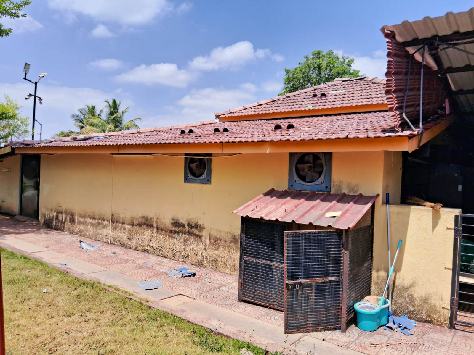 Shops for sale in Devrukh — photo 3