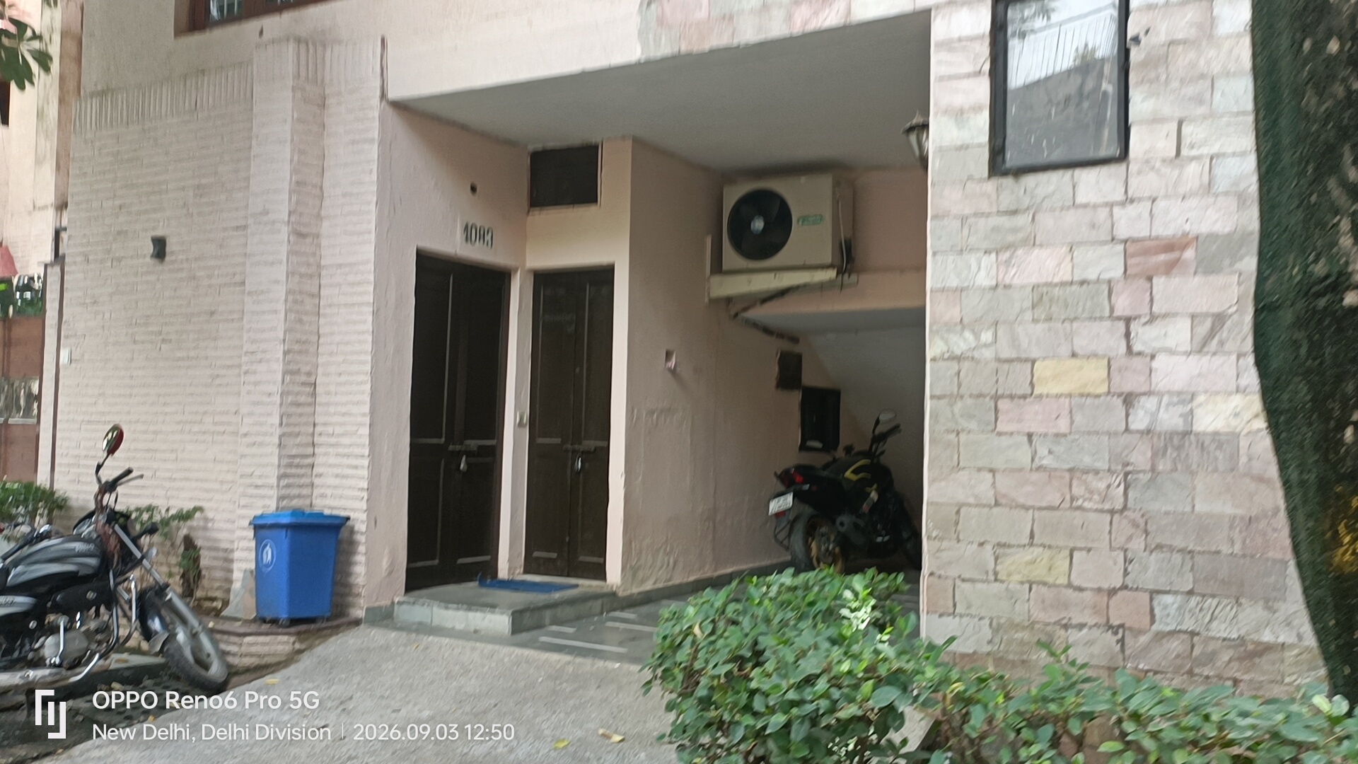 1400 square feet Individual House for sale in New Delhi — photo 3