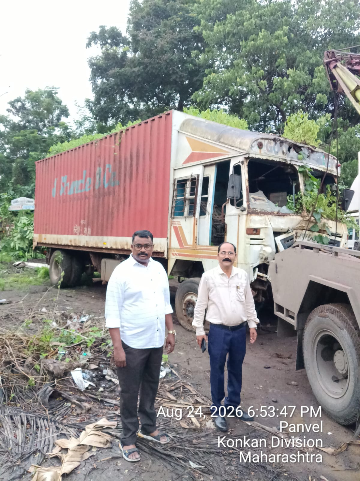 2013 Tata 1109g LPT HSD Truck 200000 km 12 years for sale in kalamboli parking yard Mumbai — photo 2