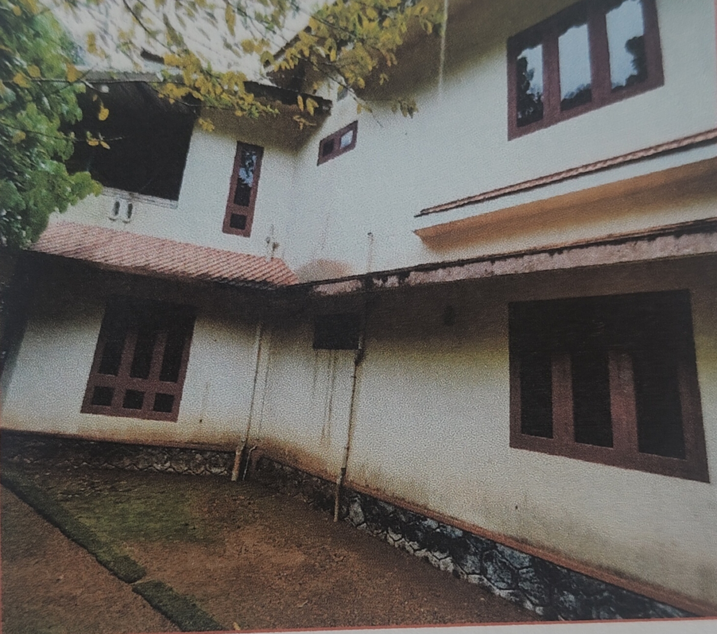 1000 square feet Individual House for sale in Pathanamthitta — photo 1