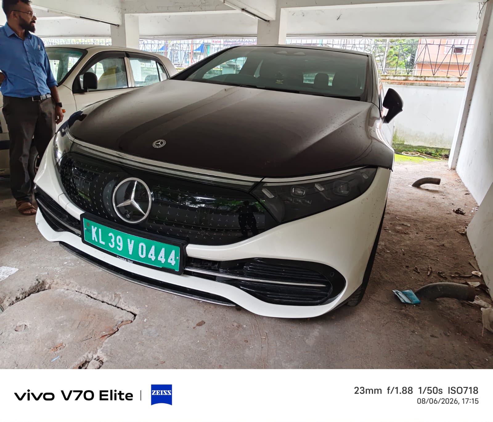 2022 Mercedes-Benz EQS EQS 580 4MATIC Sedan 76000 km 4 years for sale in ERNAKULAM Kochi — photo 3