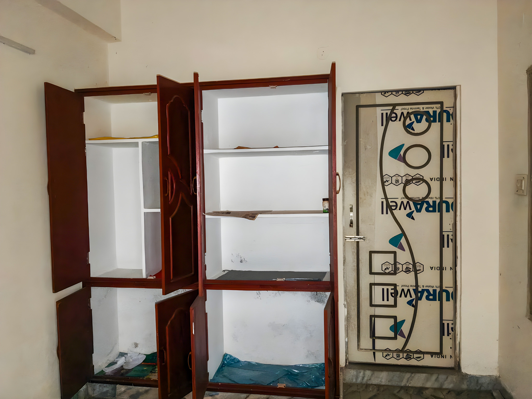 2 BHK Flat for sale in CHALAPATHY PARADISE, Venkata Ramana Colony 3rd Line Guntur — photo 2