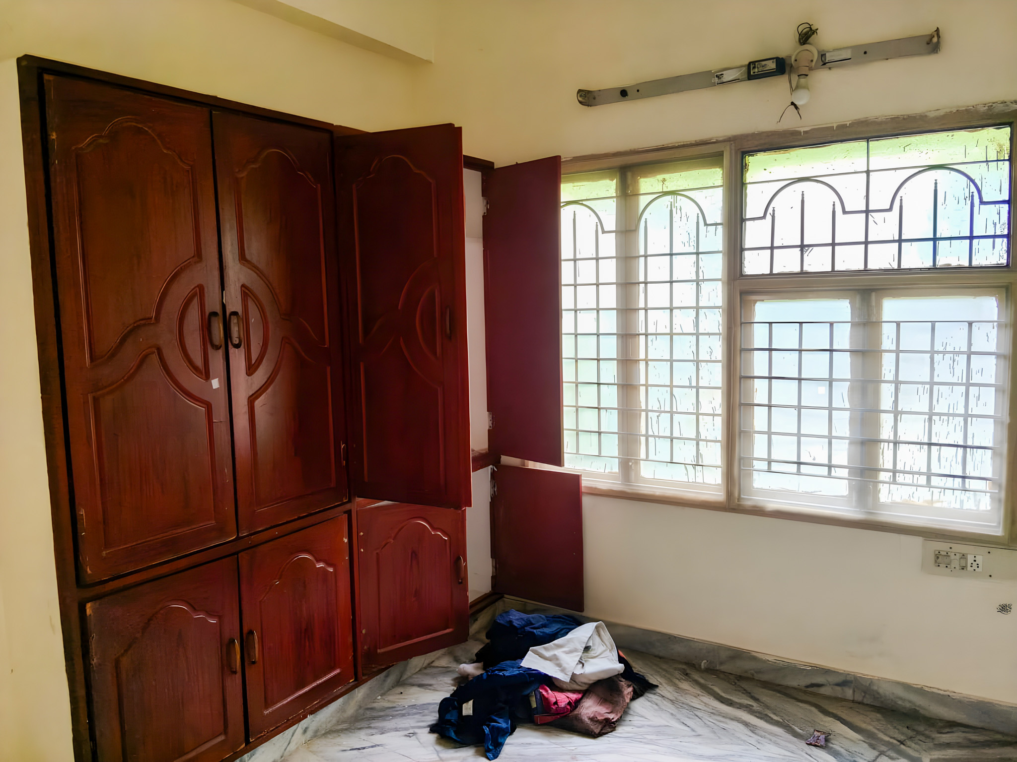 2 BHK Flat for sale in CHALAPATHY PARADISE, Venkata Ramana Colony 3rd Line Guntur — photo 9