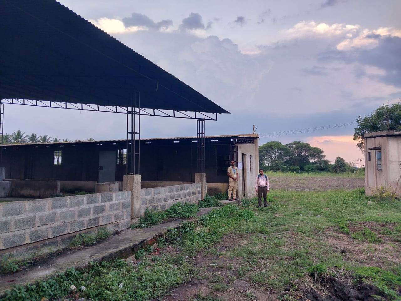 NON AGRICULTURE INDUSTRIAL LAND RCC STRUCTURE BUILDING for sale in MIDDLE CLASS Belagavi — photo 2