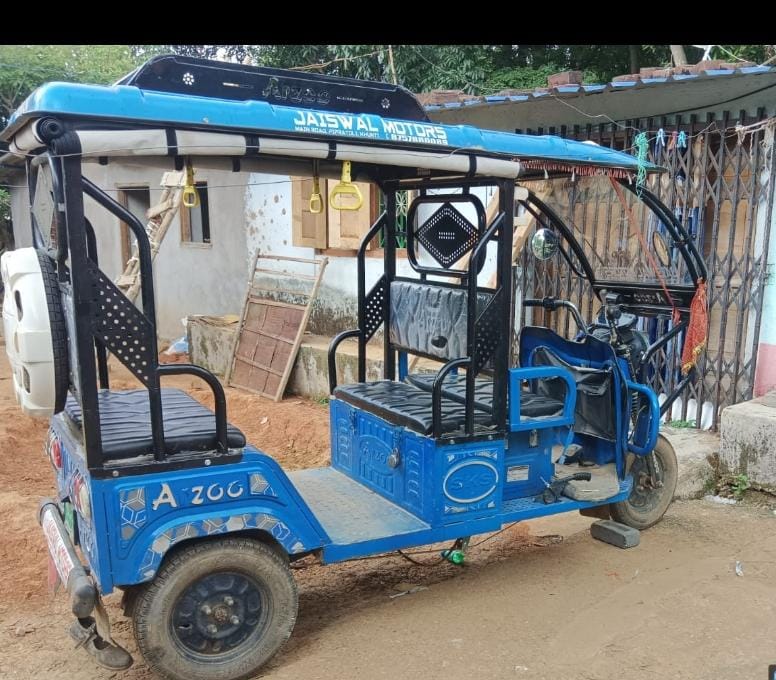 2024 Kinetic Green Super DX Electric Passenger Passenger E-rickshaw 99 km 2 years for sale in KHUNTI Khunti — photo 3