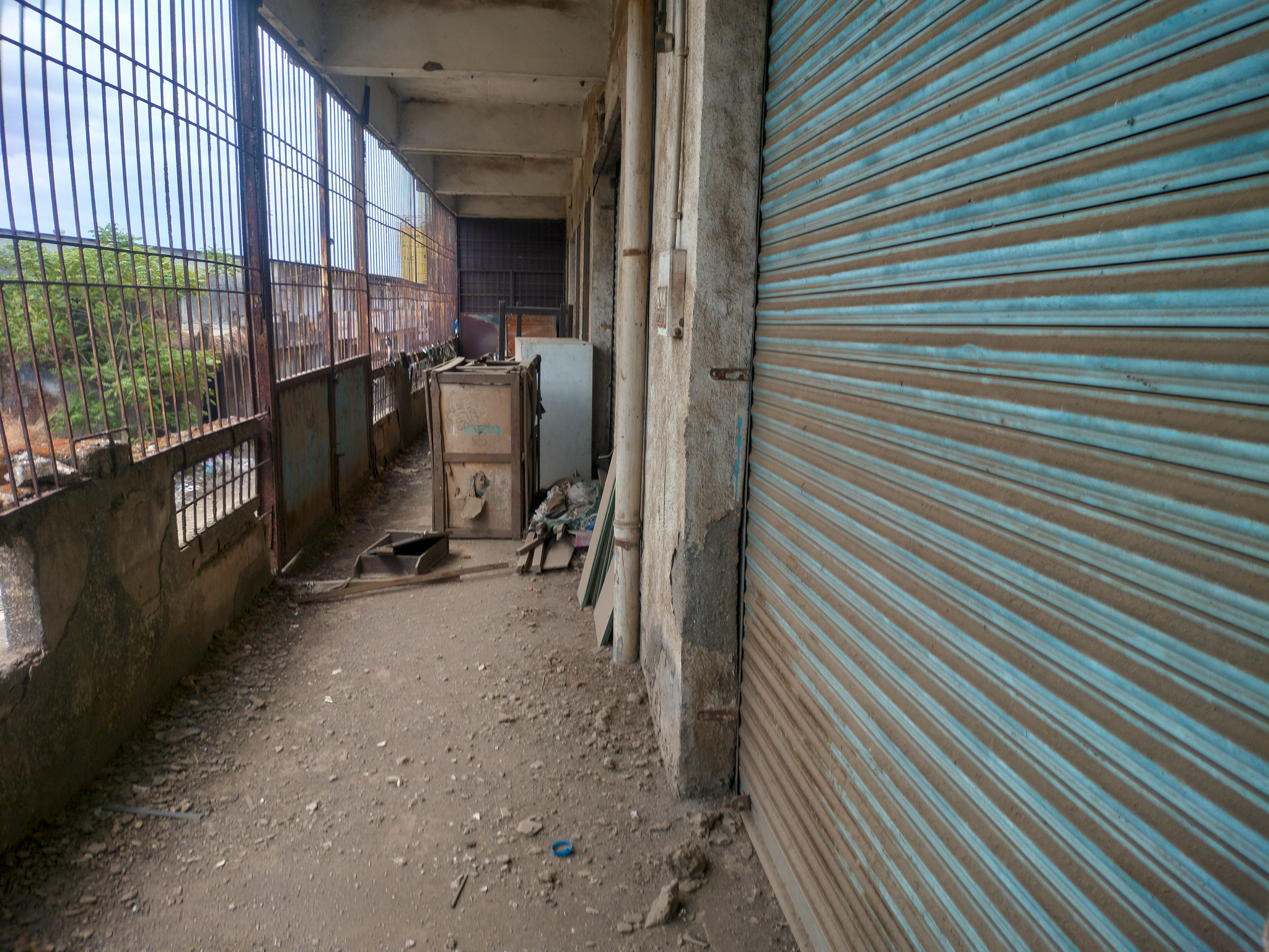 2054.84 square feet Godowns for sale in Arihant Corporation building no I 11 Bhiwandi — photo 8