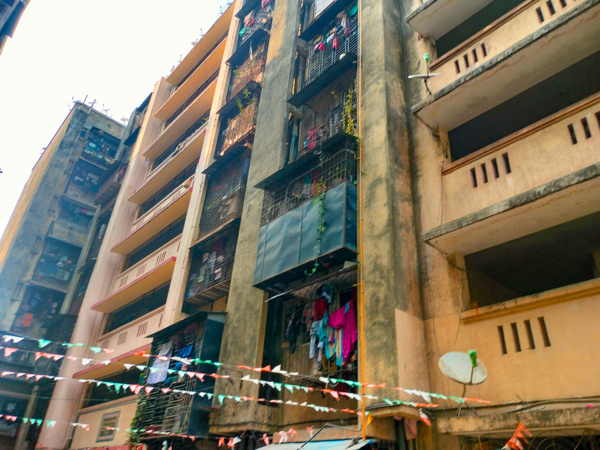 225 square feet Flat for sale in Mumbai — photo 2