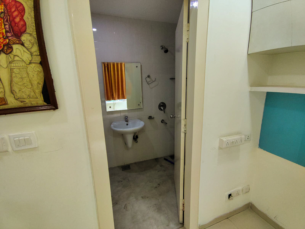 2475 square feet Flat for sale in Hyderabad — photo 13