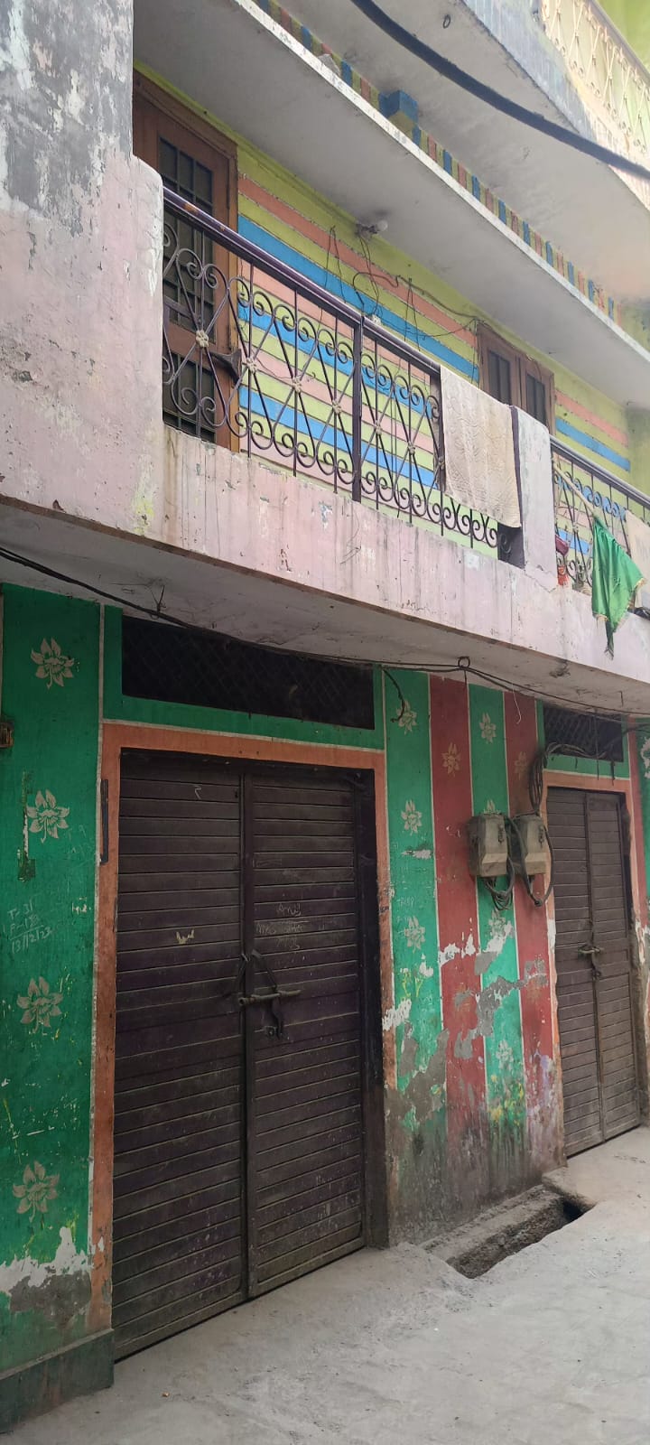 66 square meter Individual House for sale in Society Rehmat Nagar Gali No.1 near Chapparwali masjid karula, Moradabad 244001. Barwara Mazra
