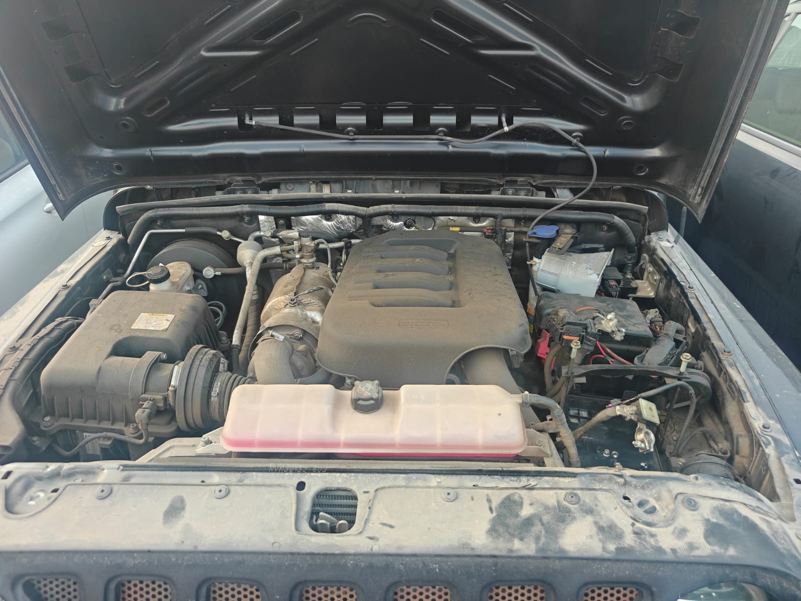 MAHINDRA THAR LX D AT 4WD HT BSVI DIESEL COLOUR: NAPOLI for sale in Hyderabad — photo 6