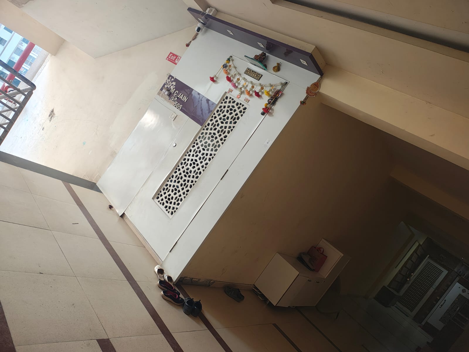 960 square feet Flat for sale in Alok City — photo 2