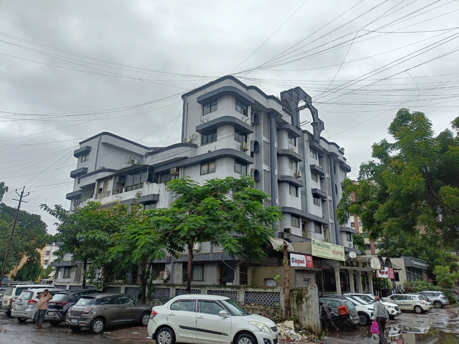 Shops for sale in Balitha — photo 1