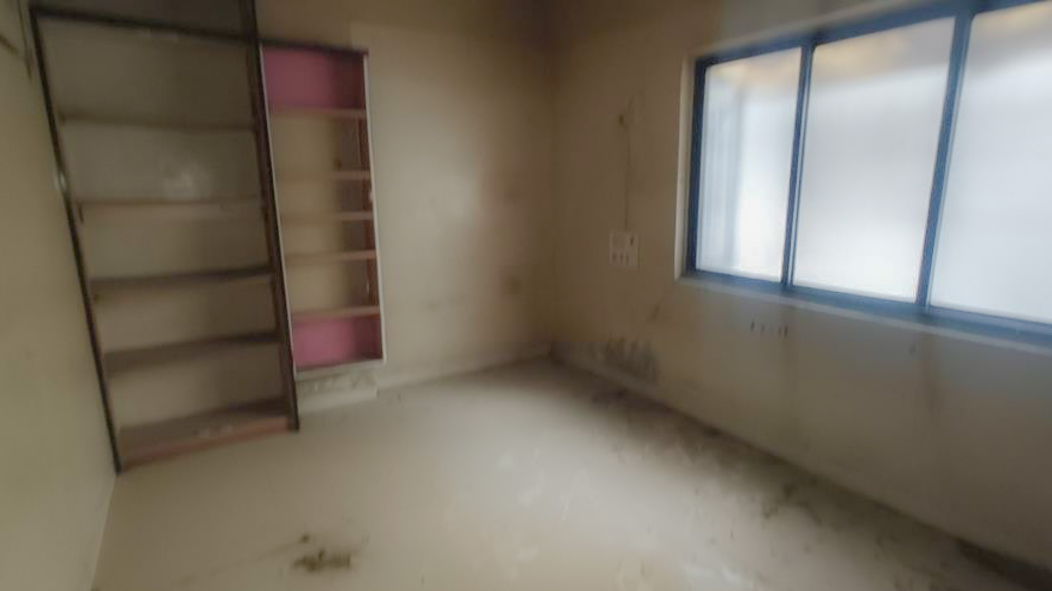 431.75 square feet Flat for sale in Nand Apartment Surat — photo 11