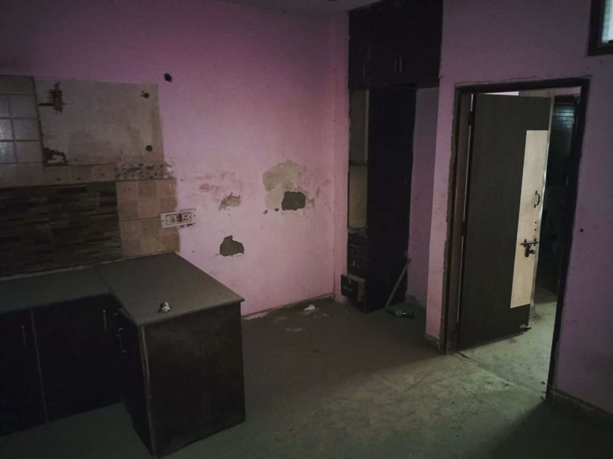 450 square feet Flat for sale in New Delhi — photo 4