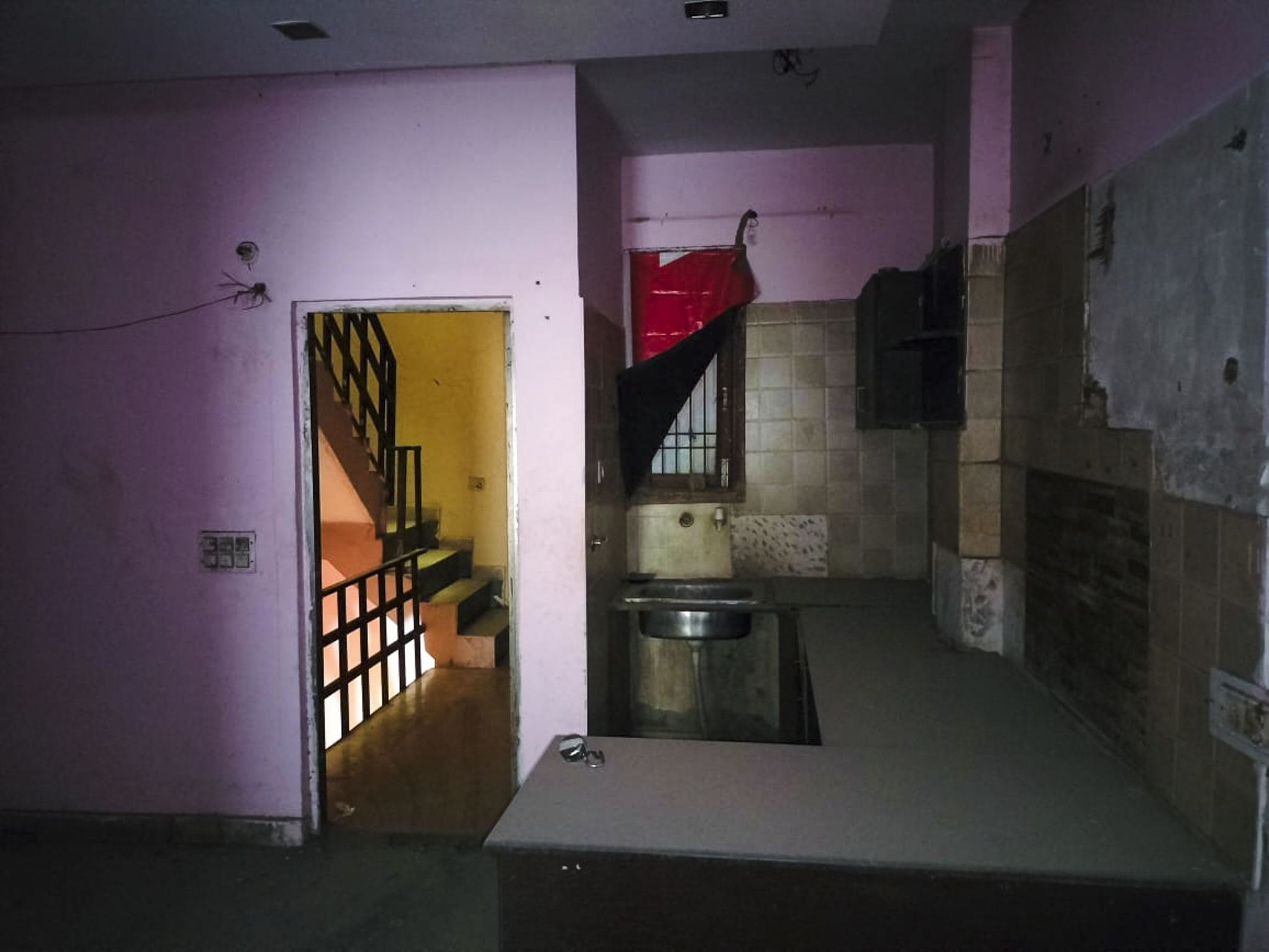 450 square feet Flat for sale in New Delhi — photo 5