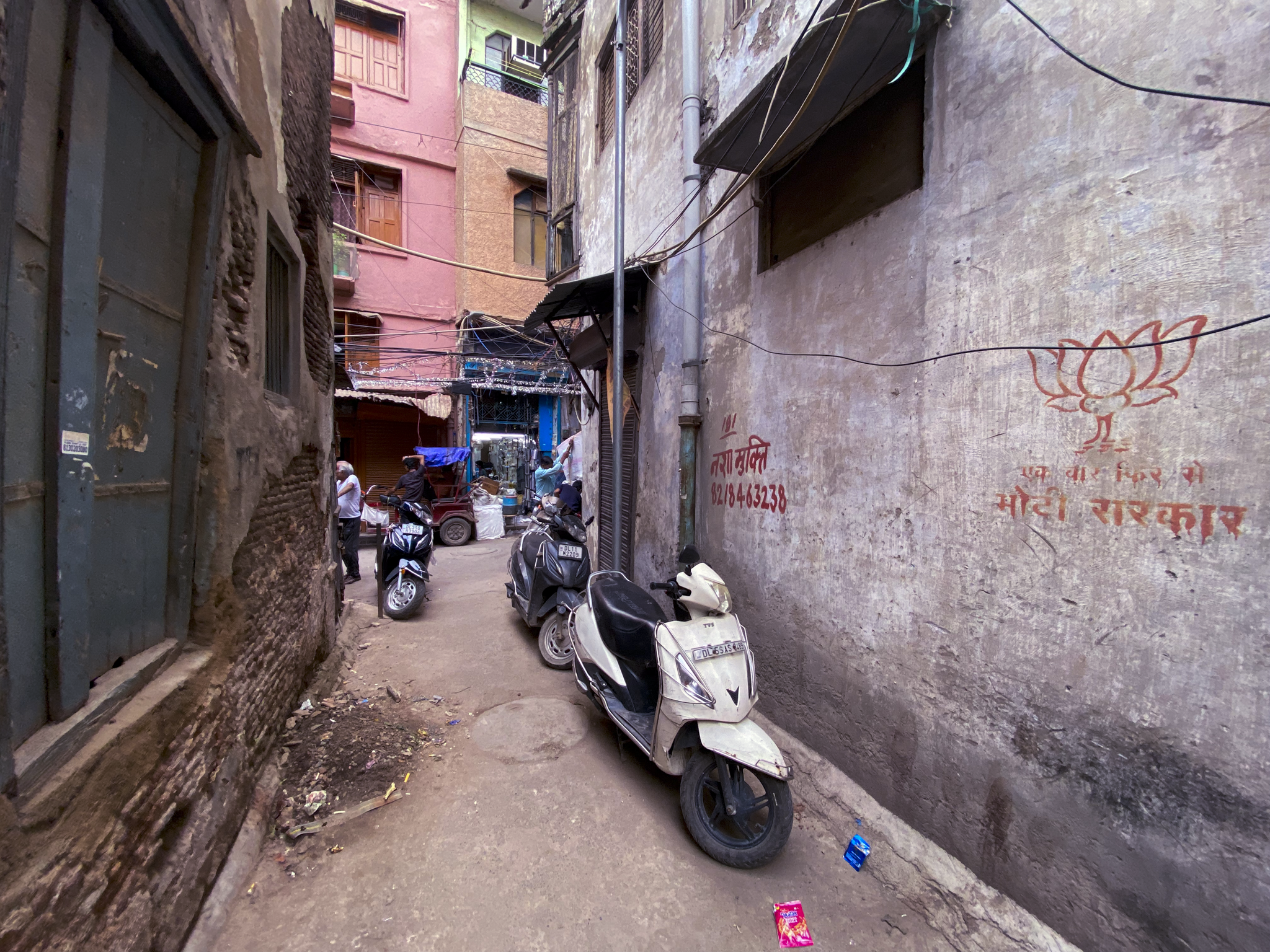 9.26 square yard Shops for sale in Hauz Quazi New Delhi — photo 3