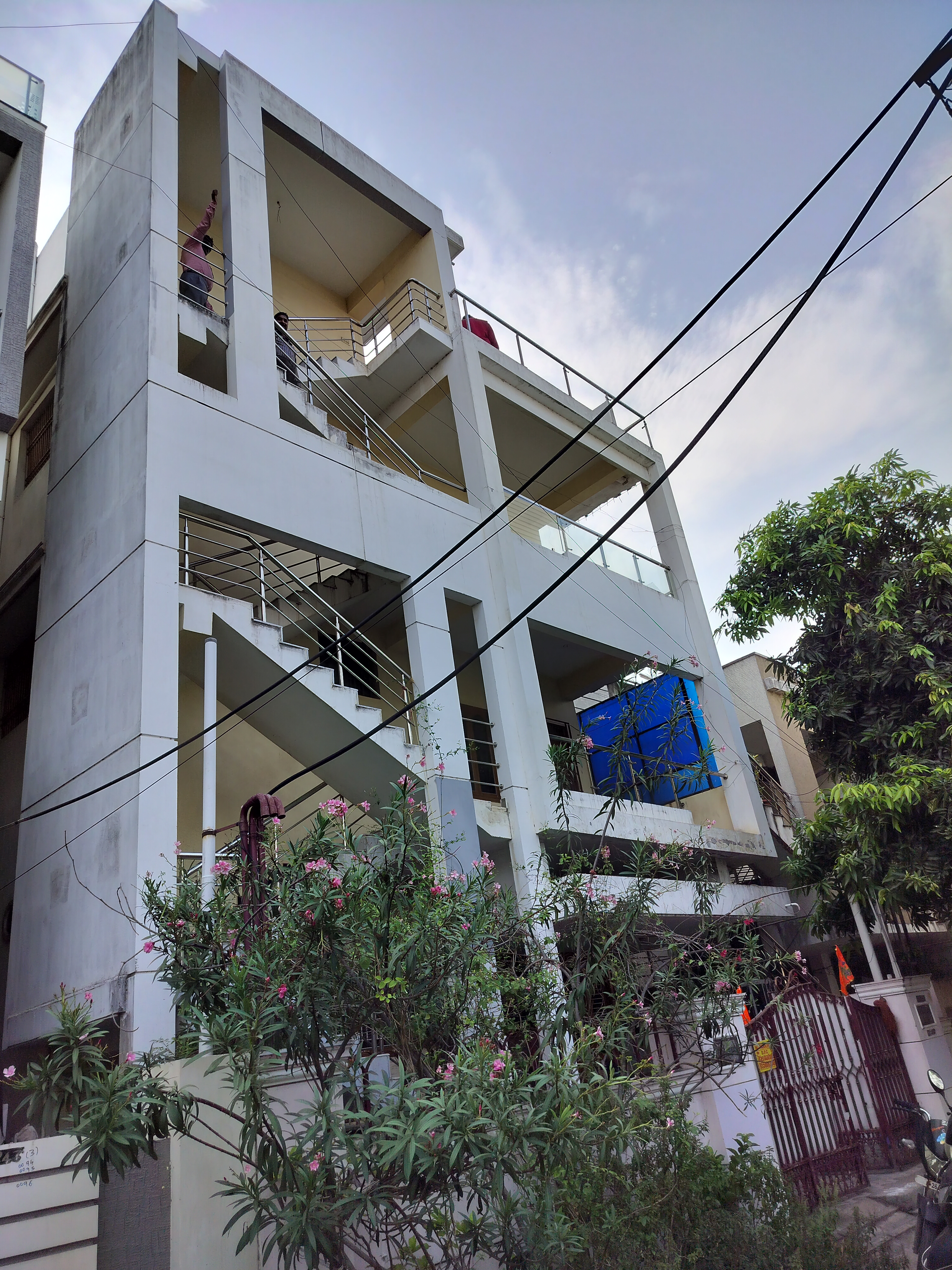 3918 square meter Individual House for sale in RAJA RAVINDRA PRASAD, Sri Lakshmi Narasimha Swamy  Nagar, Usmansaheb Peta Nellore — photo 3