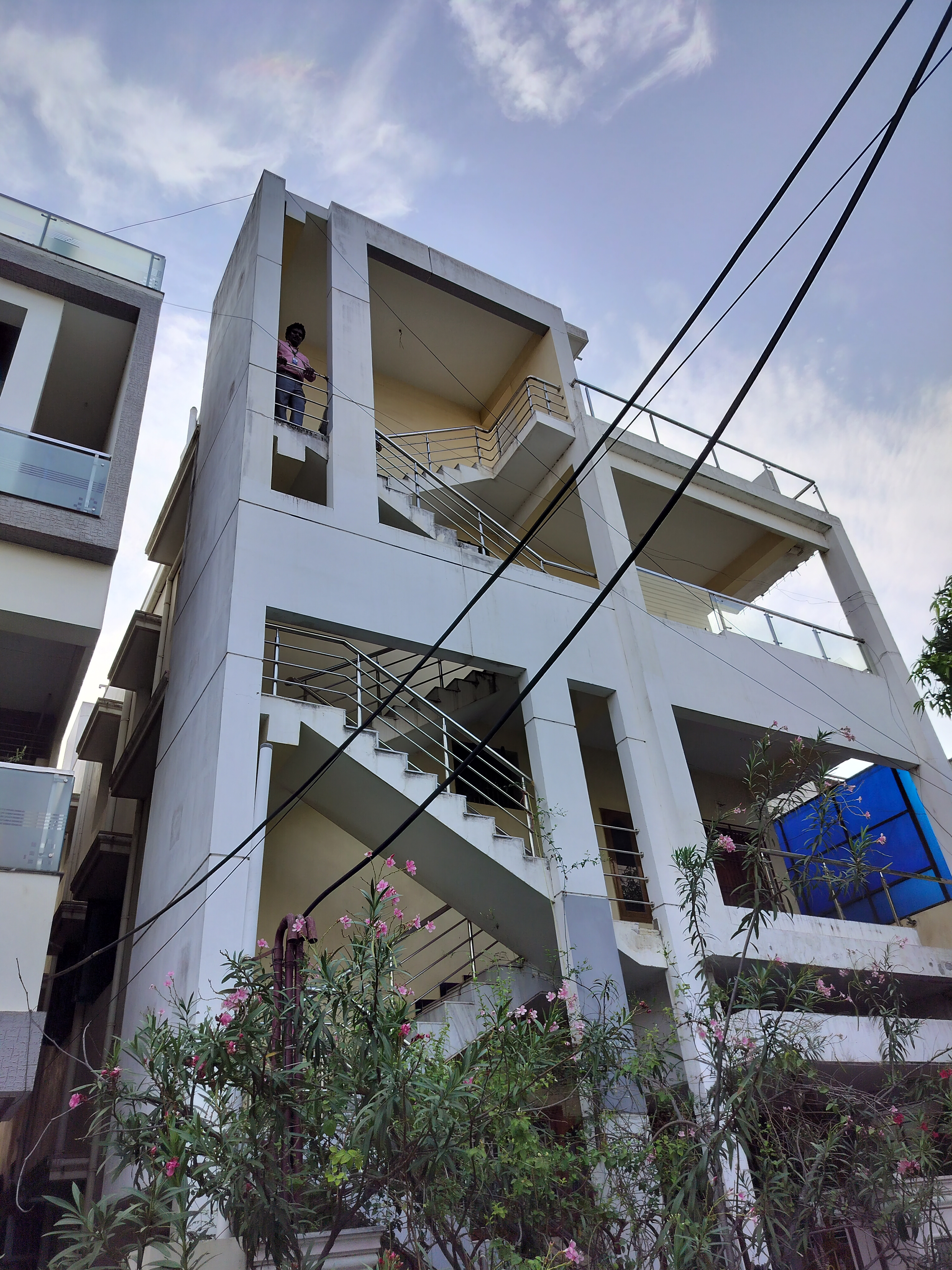 3918 square meter Individual House for sale in RAJA RAVINDRA PRASAD, Sri Lakshmi Narasimha Swamy  Nagar, Usmansaheb Peta Nellore — photo 2