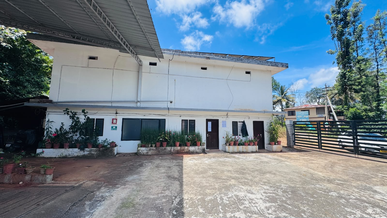 4046.86 square meter Industrial Plot with Factory Building for sale in Madikeri Madikeri — photo 4