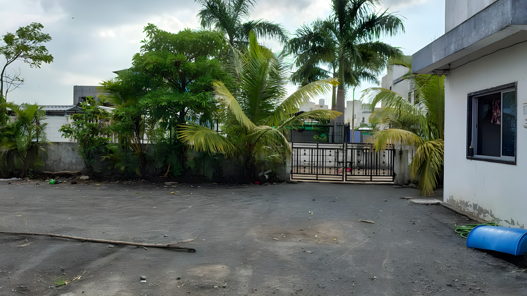 567.24 square meter Farm House for sale in Surat — photo 2