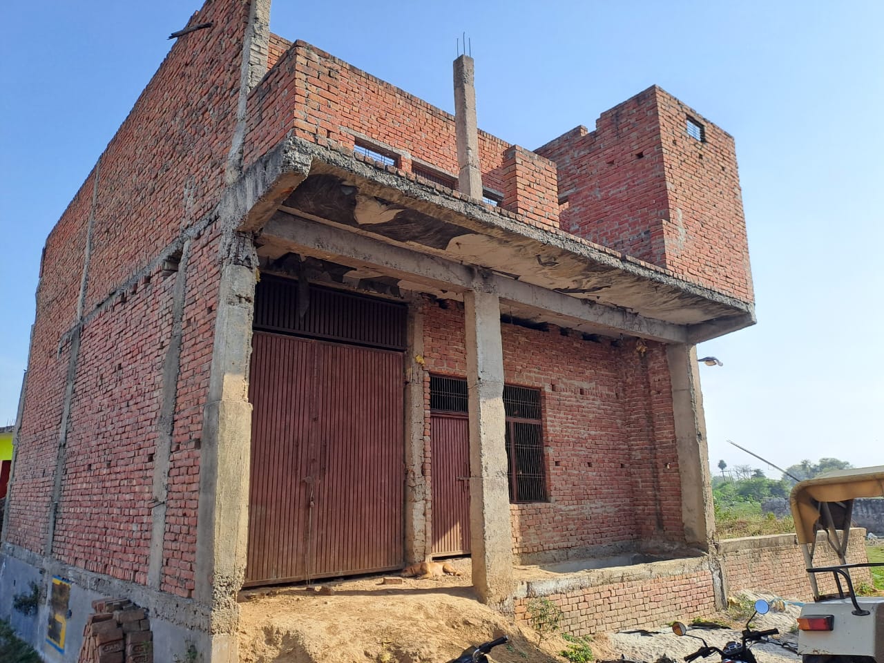 Individual House for sale in Etah — photo 4