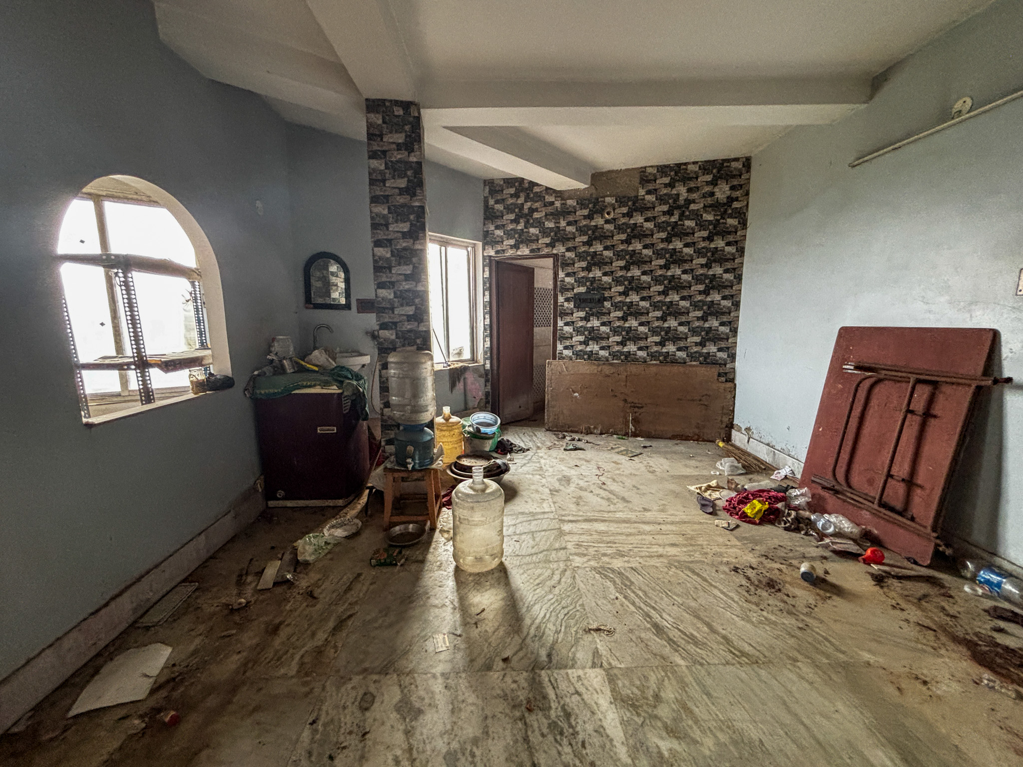 Flat for sale in Bally — photo 1