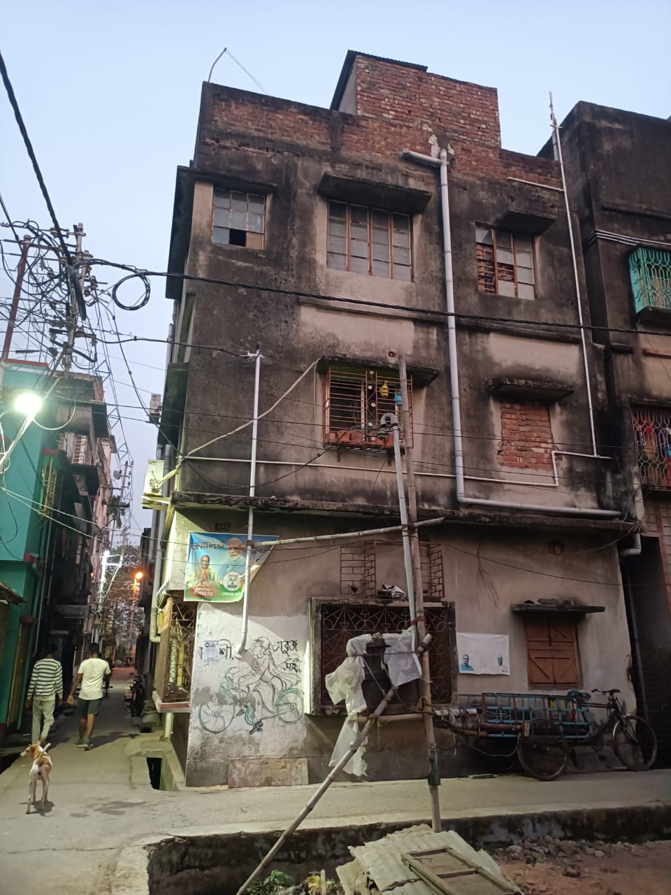 Individual House for sale in NEAR MAHAJATI KISHOR SANTI SANGHA CLUB AT NETAJI COLONY Kolkata — photo 2