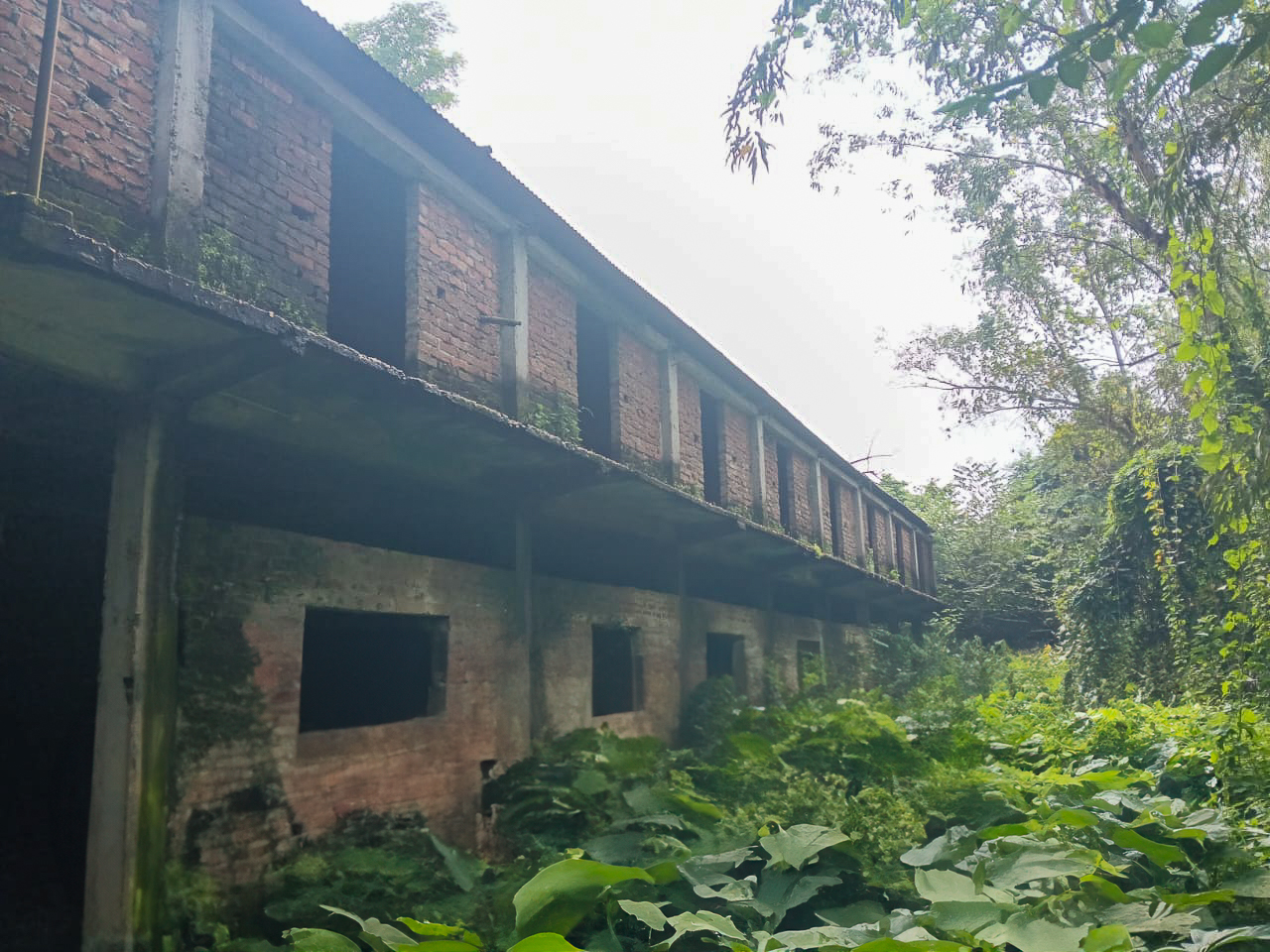 Godowns for sale in Balurghat — photo 2