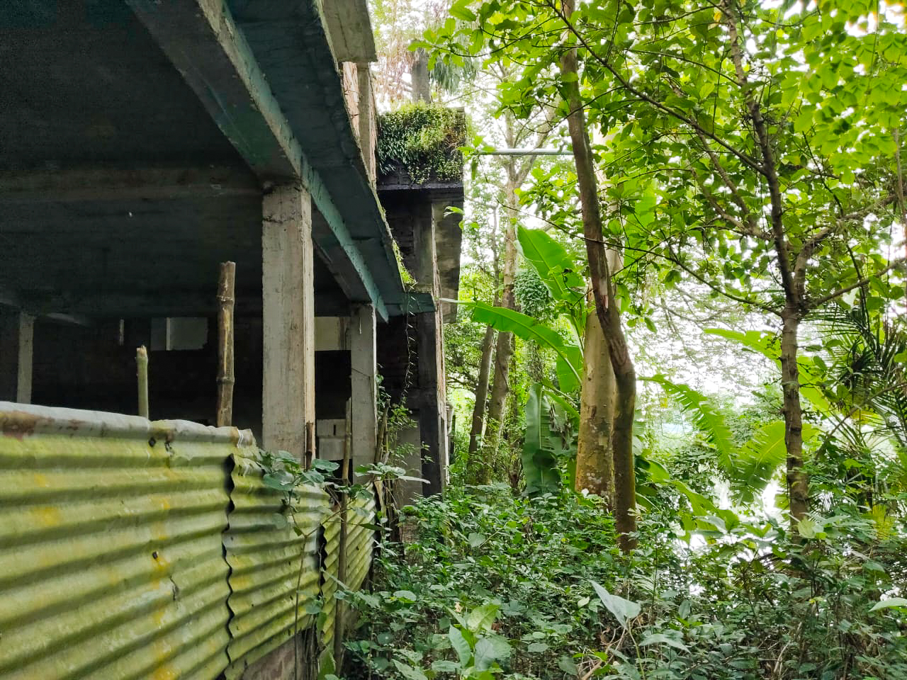 Godowns for sale in Balurghat — photo 4