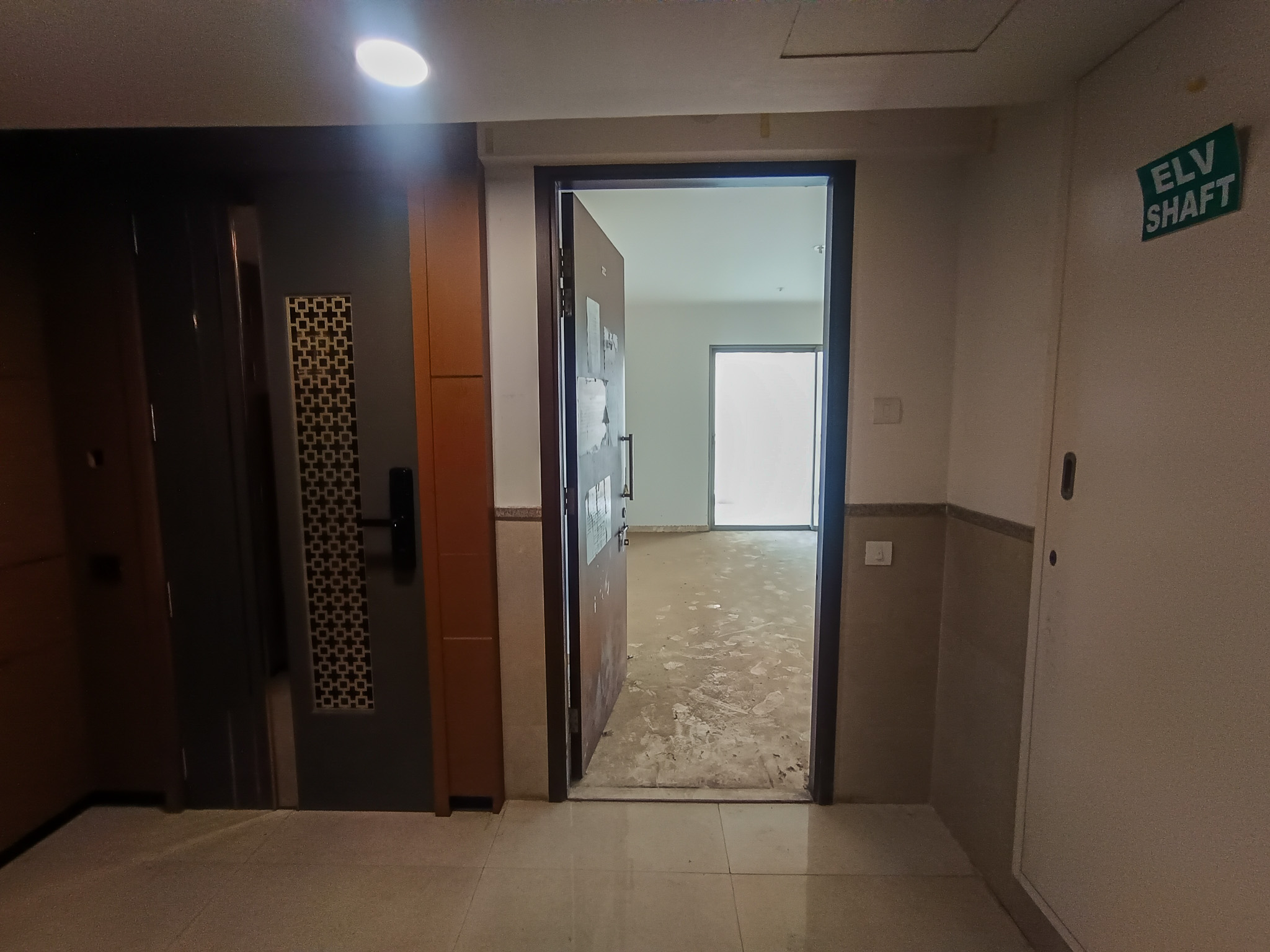 Flat for sale in Free Trade Warehousing Zone