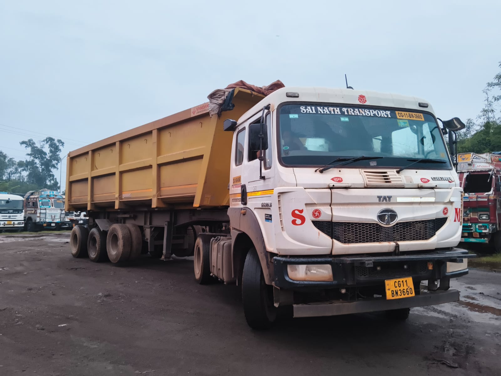 2024 Tata Signa 5530.S 4x2 Standard Trailer 300000 km 2 years for sale in Hightech Parking, opposite Durga Dharamkata, Beside Flipkart Best Price, Ring Road No-2, Bhanpuri, Raipur (C.G.) Raipur — photo 1