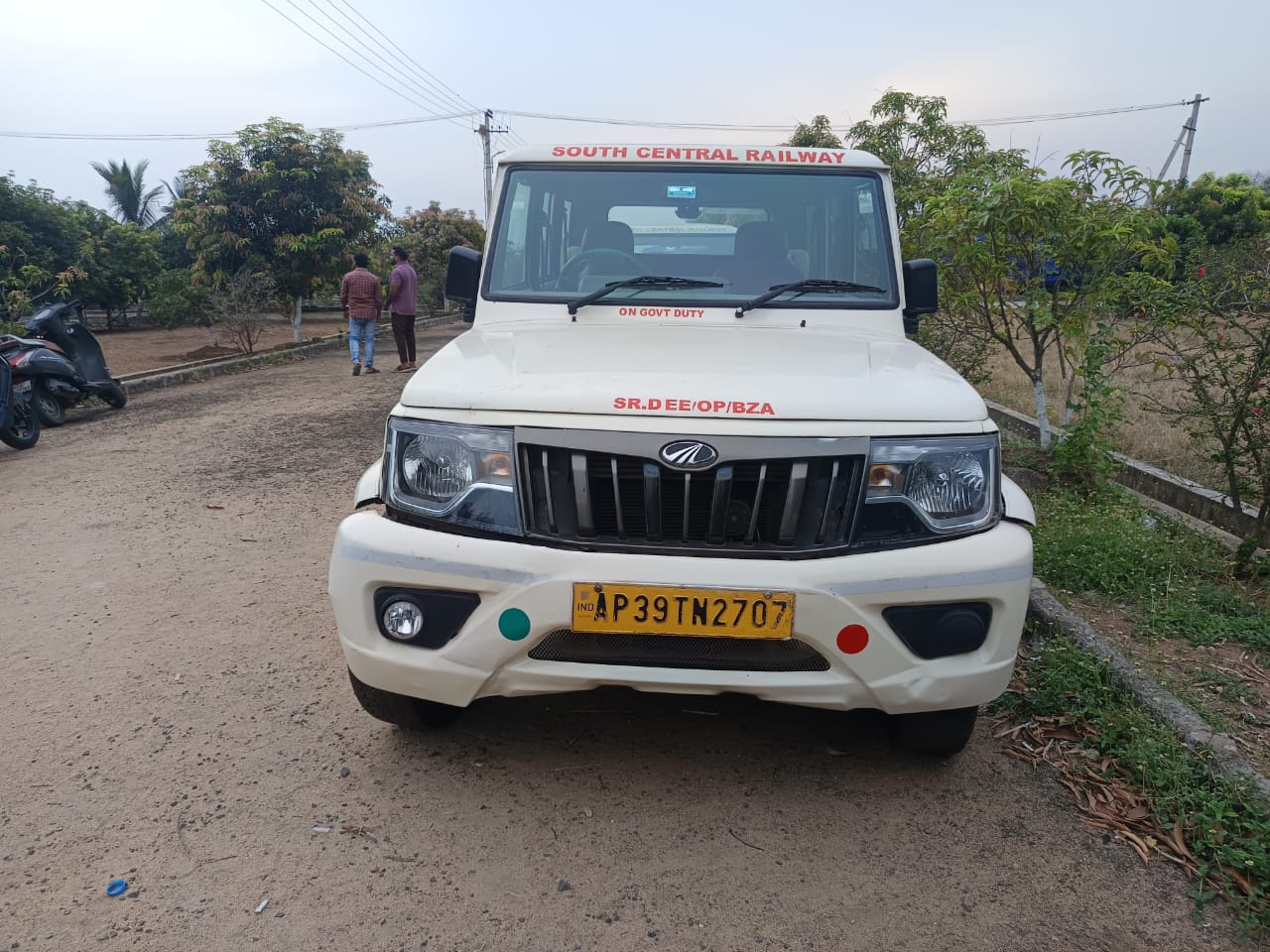 2020 Mahindra Bolero B4 SUV 92000 km 6 years for sale in passivedala bank of india Chagallu — photo 2