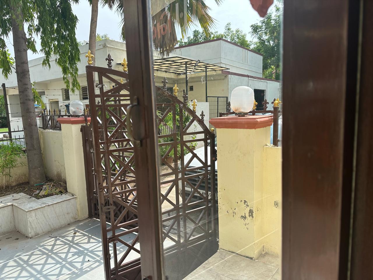 1269 square meter Bungalow for sale in BOPAL Ahmedabad — photo 2