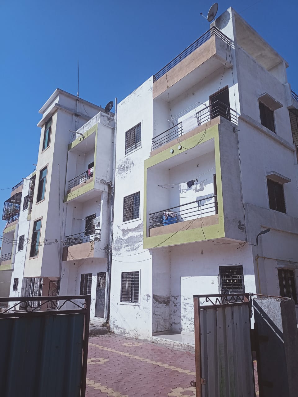 Flat for sale in Ahmednagar — photo 1
