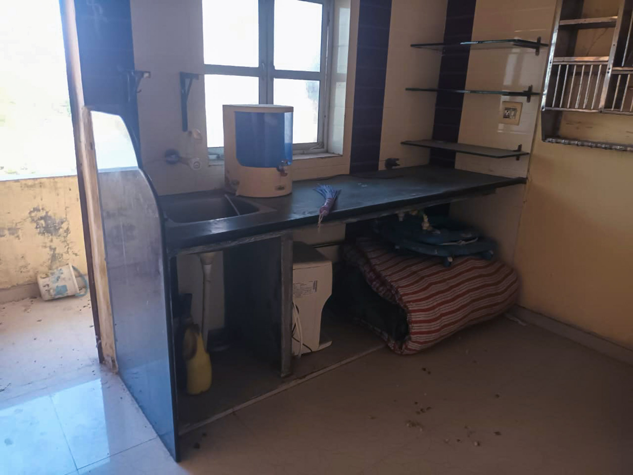 467 square feet Flat for sale in GAYATRI FLATS, SHASTRI BAUG-MAHADEV TALAV ROAD Vadodara — photo 11