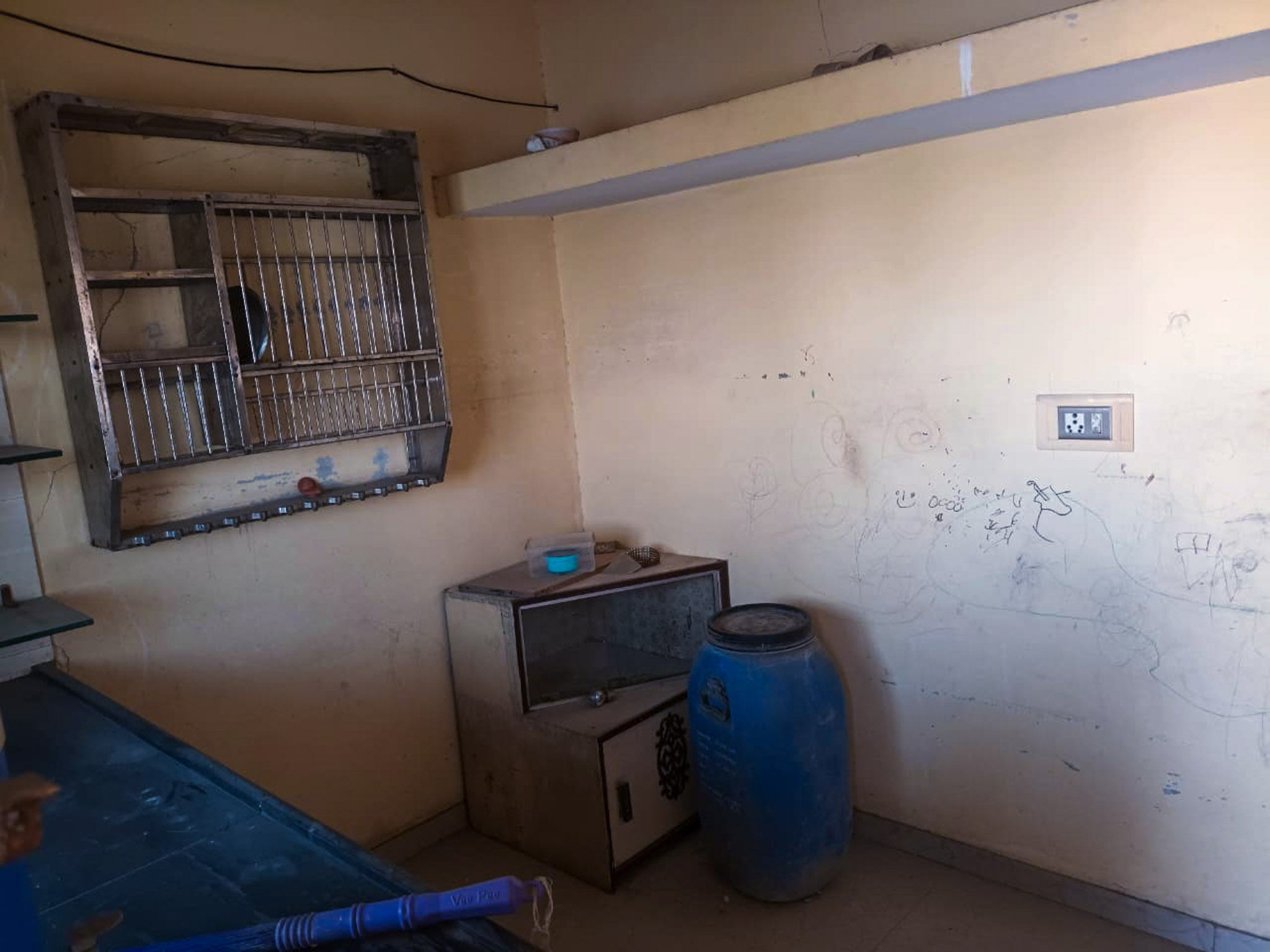 467 square feet Flat for sale in GAYATRI FLATS, SHASTRI BAUG-MAHADEV TALAV ROAD Vadodara — photo 14