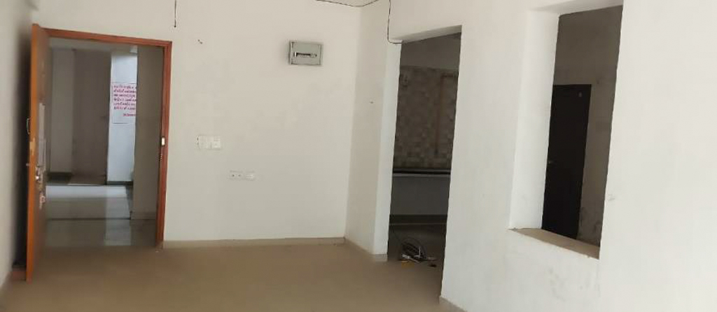 Flat for sale in Gandhinagar. — photo 7